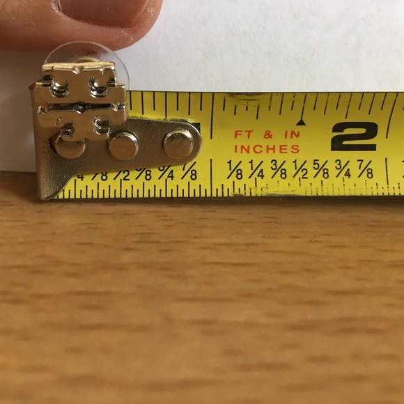 Platinum plated earring - Picture 4 of 4