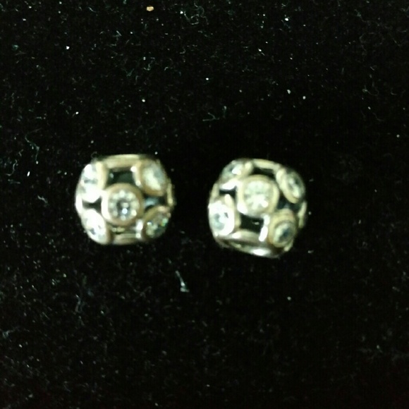 2 Pandora beads