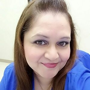 Meet your Posher, Selina