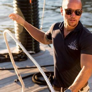 Meet your Posher, Weston