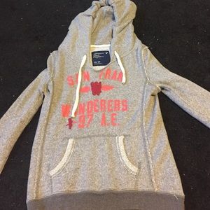 American Eagle thin sweatshirt