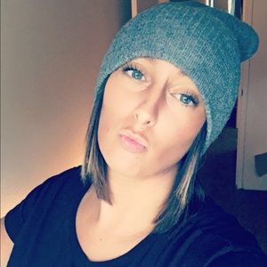 Meet your Posher, Nicole