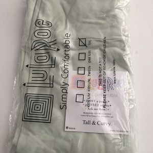 Lularoe pale light green tc leggings tall/curvy