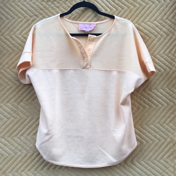 Vintage pale yellow button-back tee
