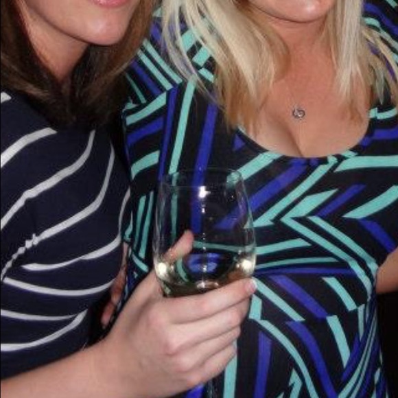 A-line size medium dress. - Picture 4 of 4