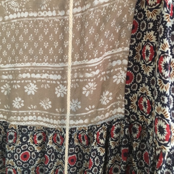 Floral boho dress. - Picture 4 of 4