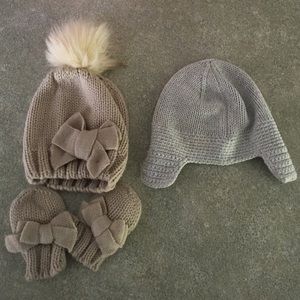 Baby Girl's Hat & Mittens