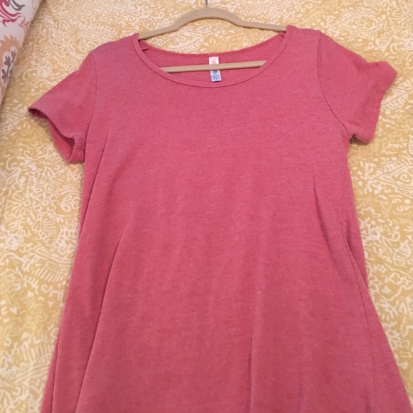 Lularoe Classic Tee