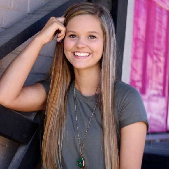 Meet your Posher, Kassidy - Picture 1 of 1