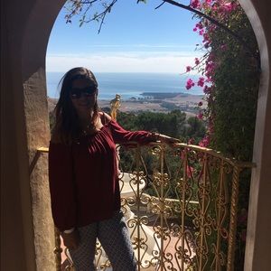 Meet your Posher, Adriana