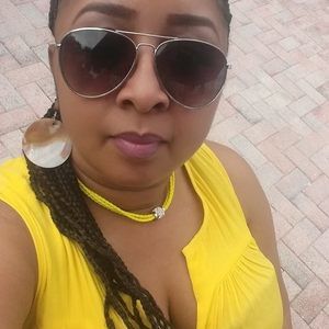 Meet your Posher, Carmen