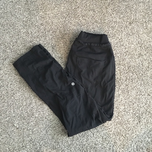 Lululemon street to studio pant capris