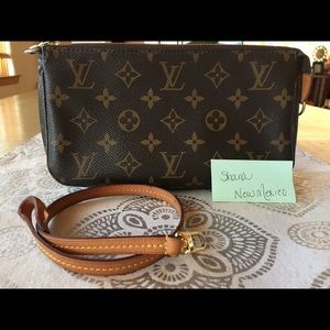 Flash sale!! Louis Vuitton Pochette New Model