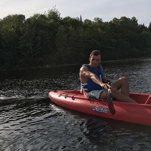 Meet your Posher, Adam