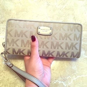 Michael Kors Large Wristlet Wallet