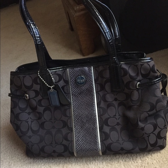 ❌SOLD❌ MARKDOWN 👜💖Coach bag!