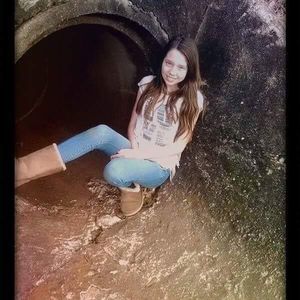 Meet your Posher, Suella