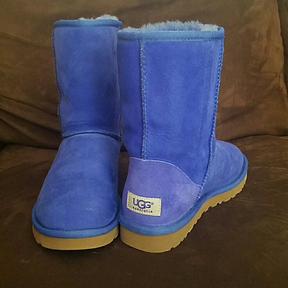 royal blue uggs boots 37 ugg shoes royal blue uggs in great condition royal blue uggs boots 37 ugg shoes royal blue uggs in great condition