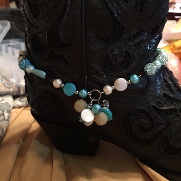 Boot bling slides right over boot shaft - Picture 2 of 4