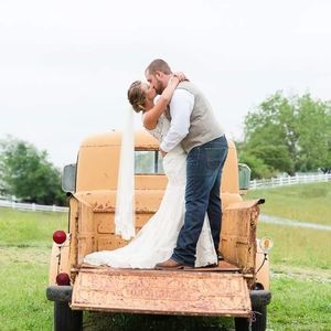 Meet your Posher, Sam