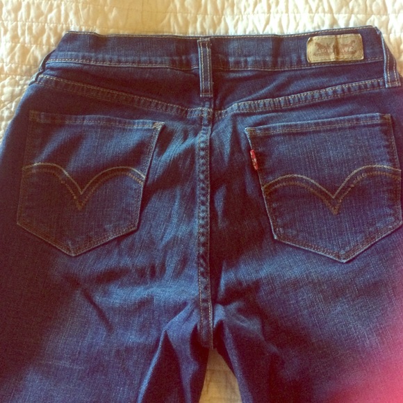 Levi size. 12 curvy bootcut