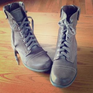 Adorable Lace Up Boot!