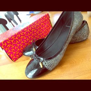 Tory Butch black patent and snakeskin flats, 11M