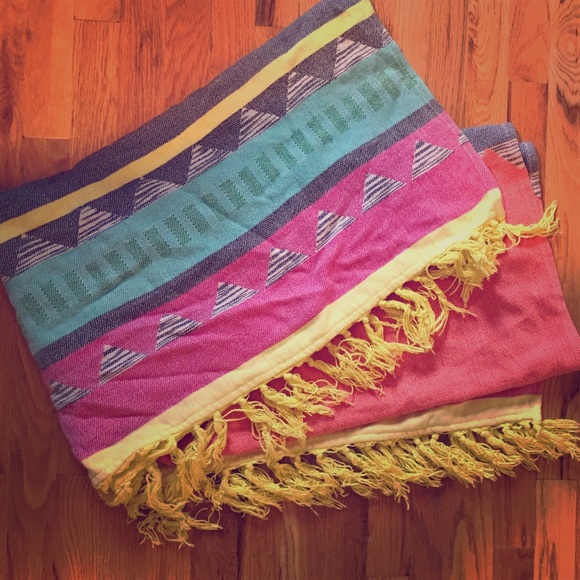 Aztec pattern blanket