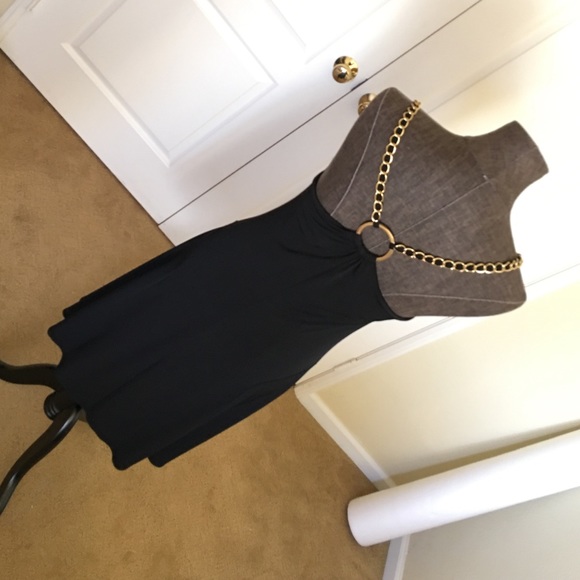 Dress - Picture 2 of 4