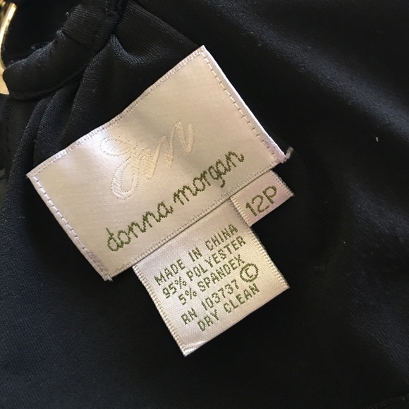 Dress - Picture 4 of 4