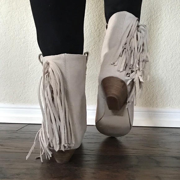 Zara Beige leather fringe boot - Picture 4 of 4