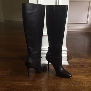 DEAL❗️❗️Valentino Rockstud Leather Noir Boot