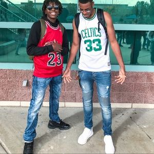 Meet your Posher, Troy