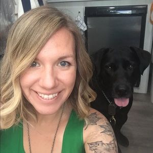 Meet your Posher, Stefanie