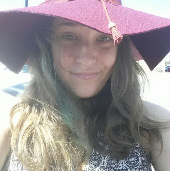 Meet your Posher, Summer - Picture 1 of 1