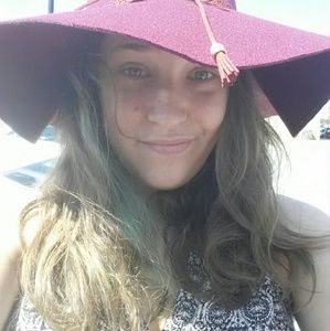 Meet your Posher, Summer