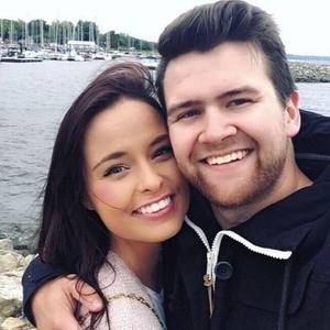 Meet your Posher, Kenzie