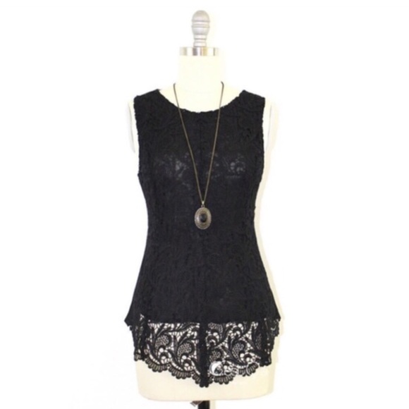 Black Lace Top - Picture 4 of 4