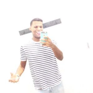 Meet your Posher, Dennis