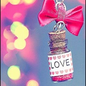 Meet your Posher, Mallory