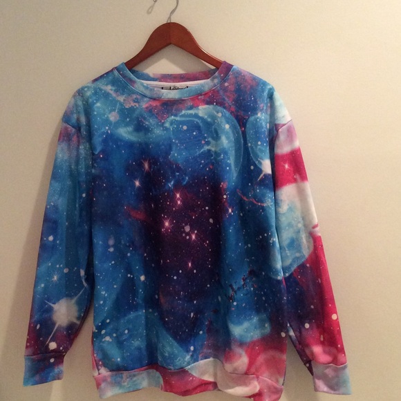 Cute oversized galaxy sweatshirt🌌 - Picture 1 of 3