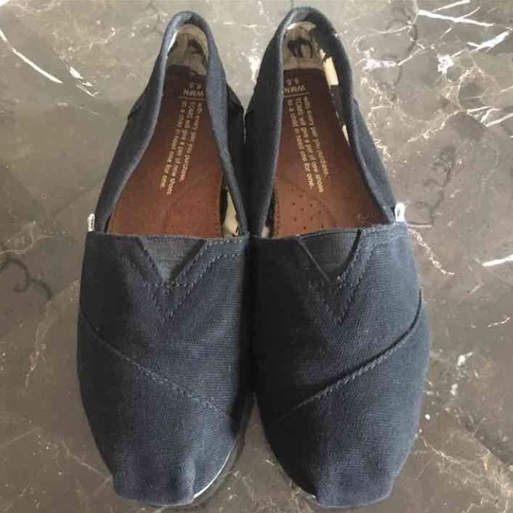 Women's Classic TOMS 6.5