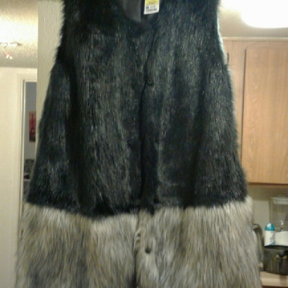 Fur vest
