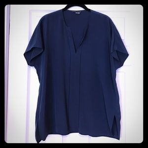 Vince short sleeved navy silk shirt