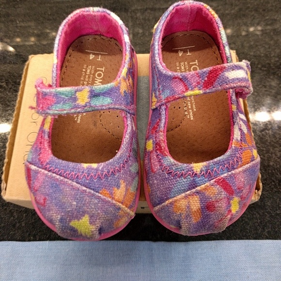 Toms Baby Girl Mary Janes Pink Floral Flower T4 - Picture 2 of 4