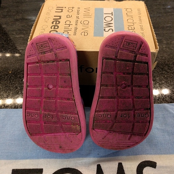 Toms Baby Girl Mary Janes Pink Floral Flower T4 - Picture 3 of 4