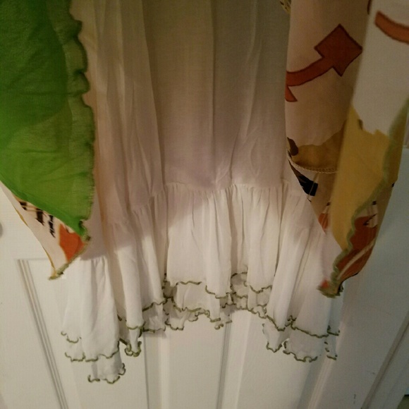 Dress - Picture 3 of 4