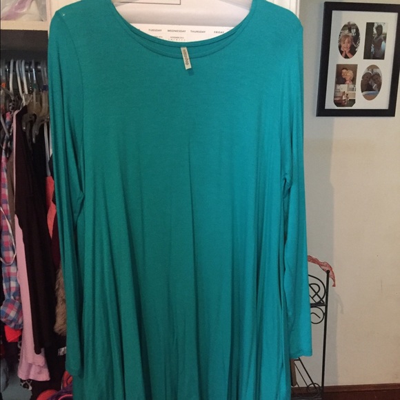 Long sleeve medium cute dress from boutique