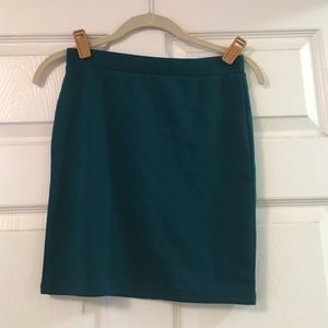 Forest green forever 21 skirt