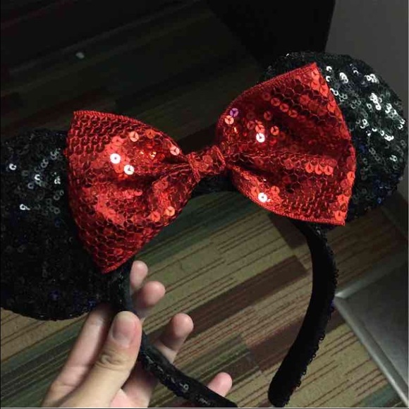 DISNEYLAND MINNIE SEQUIN EARS